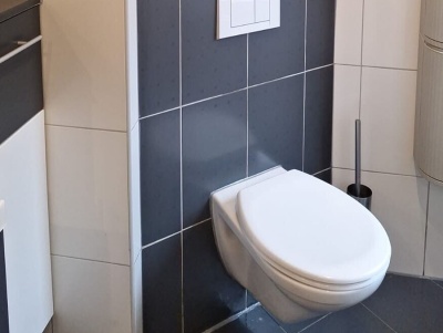 Kitwerk in badkamer en toilet strak afgewerkt